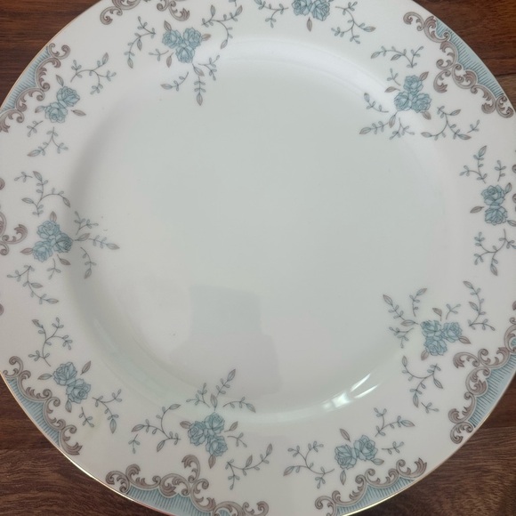 Imperial China Seville Pattern Dinner Plate lot of 4 shabby chic cottagecore - Picture 2 of 3